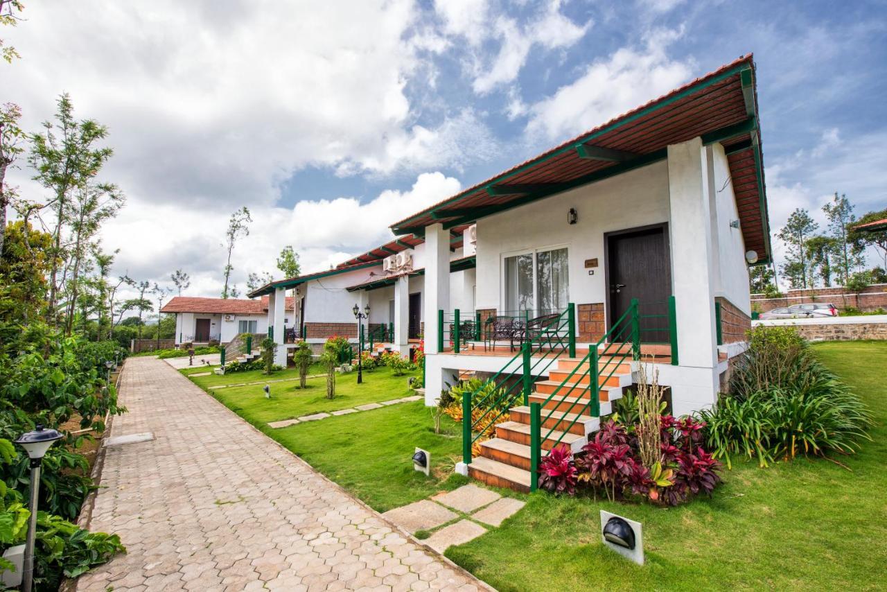 Eka Resort Hassan Exterior foto